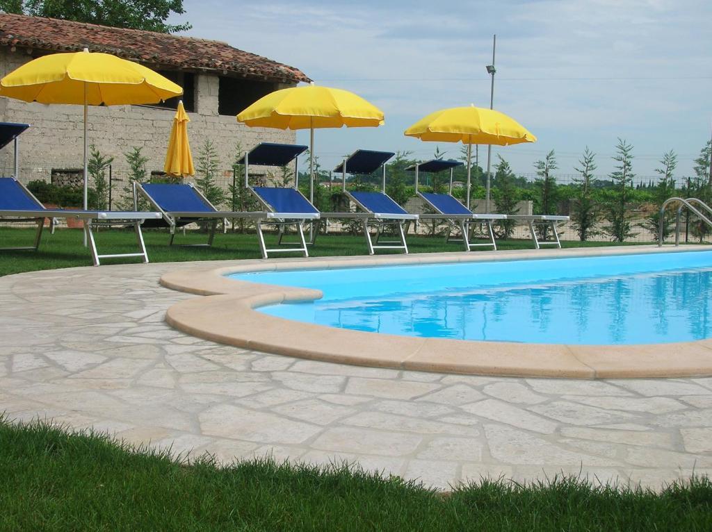 Agriturismo Colombarola โซนา ภายนอก รูปภาพ